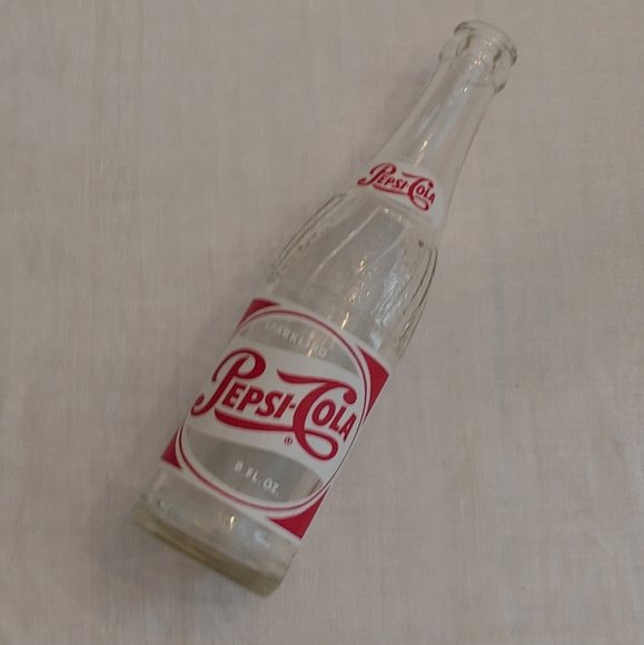 Vintage Pepsi Bottle Collectable - Picture 2 of 12